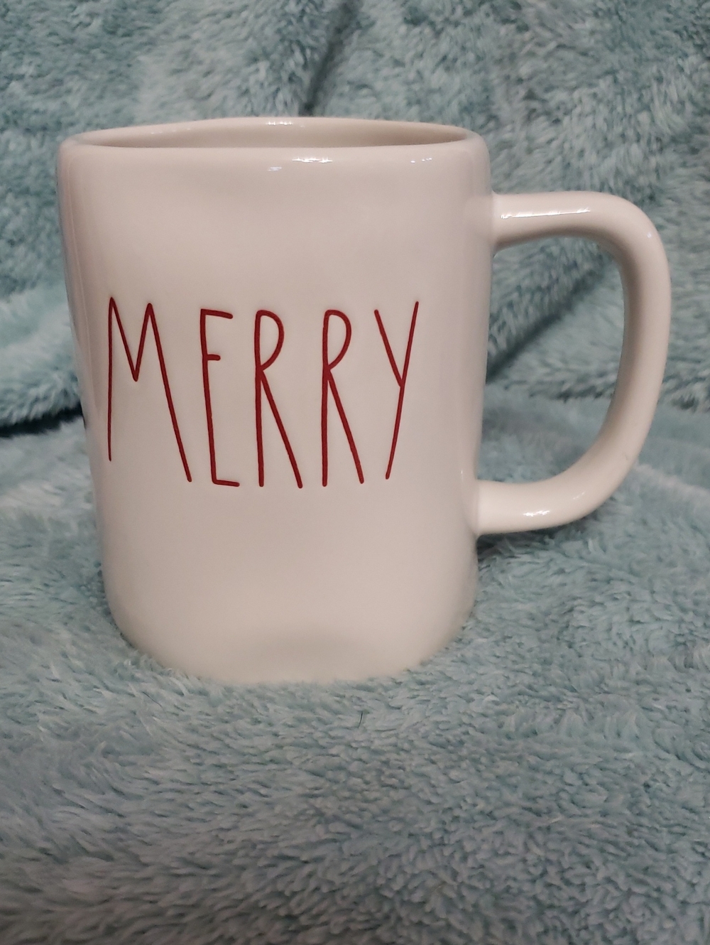 Mug Rae Dunn White Ceramic Mug with Red "MERRY" Lettering